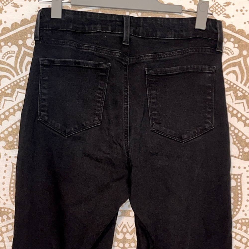 “NYDJ” LADIES BLACK JEGGINGS, CUTE BLACK SEQUINED EMBELLISHMENT DOWN LEG, SIZE 4 - Picture 4 of 6